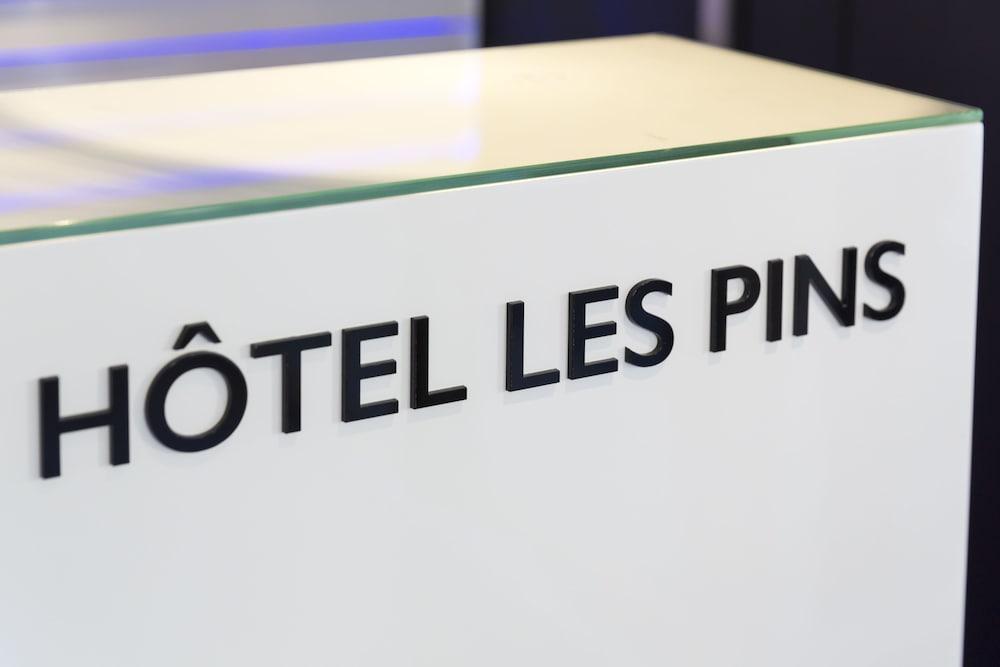Logis Hotel Les Pins - Operalia Balaruc-les-Bains Eksteriør billede