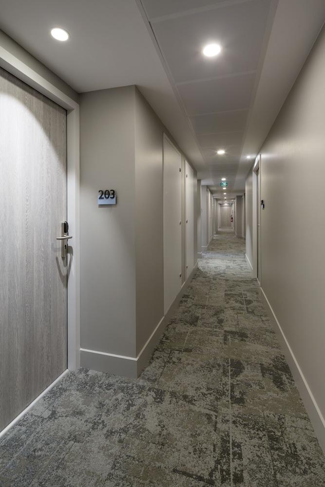 Logis Hotel Les Pins - Operalia Balaruc-les-Bains Eksteriør billede