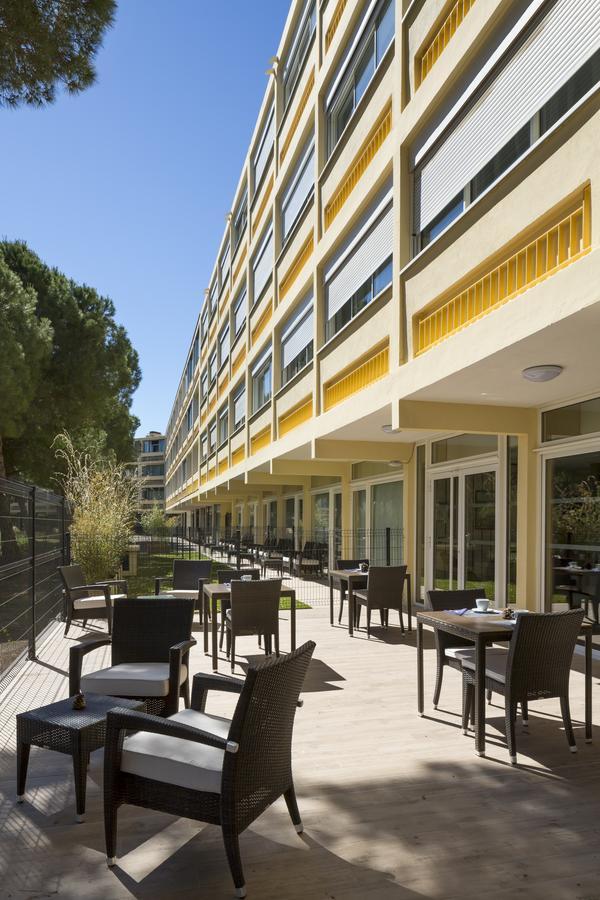 Logis Hotel Les Pins - Operalia Balaruc-les-Bains Eksteriør billede